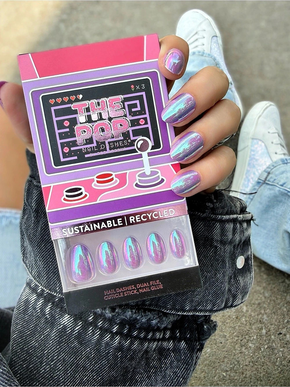 🚨NWT The Pop “Carter” Iridescent Almond Purple Press-On Nails